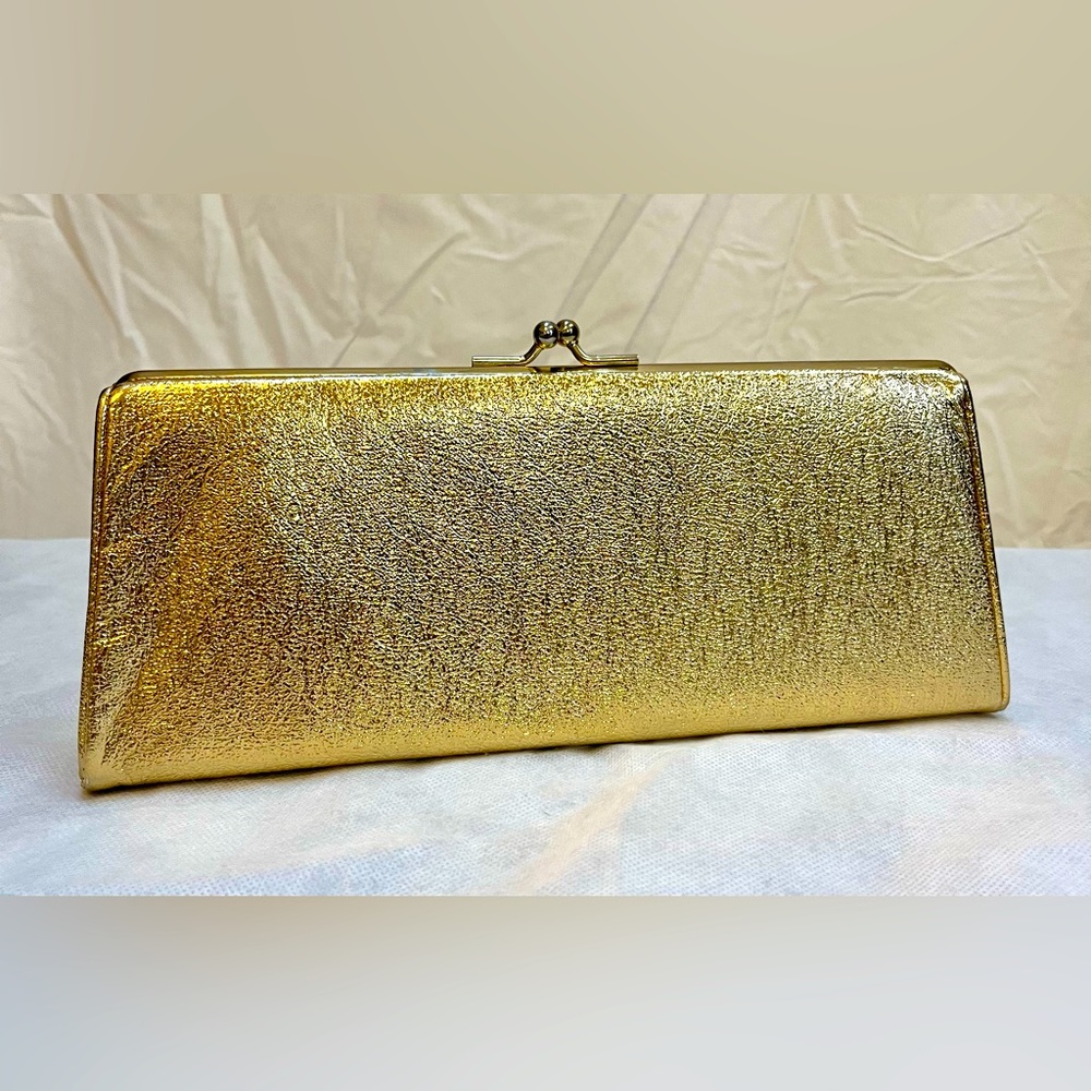 Vintage 1960’s gold metallic clutch purse